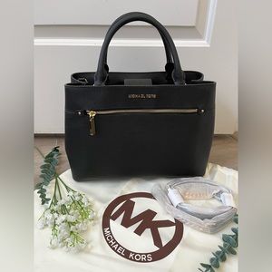 MICHAEL KORS medium crossbody satchel bag